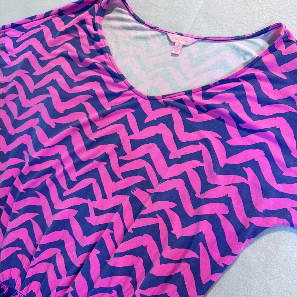 Lilly Pulitzer Cara Dress Medium Pop Pink I Got Lucky Chevron Dolman Sleeve Mini